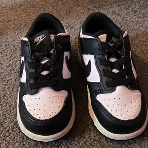 Baby/Toddler Nike Dunk Pandas Size 6C
 Barely Worn